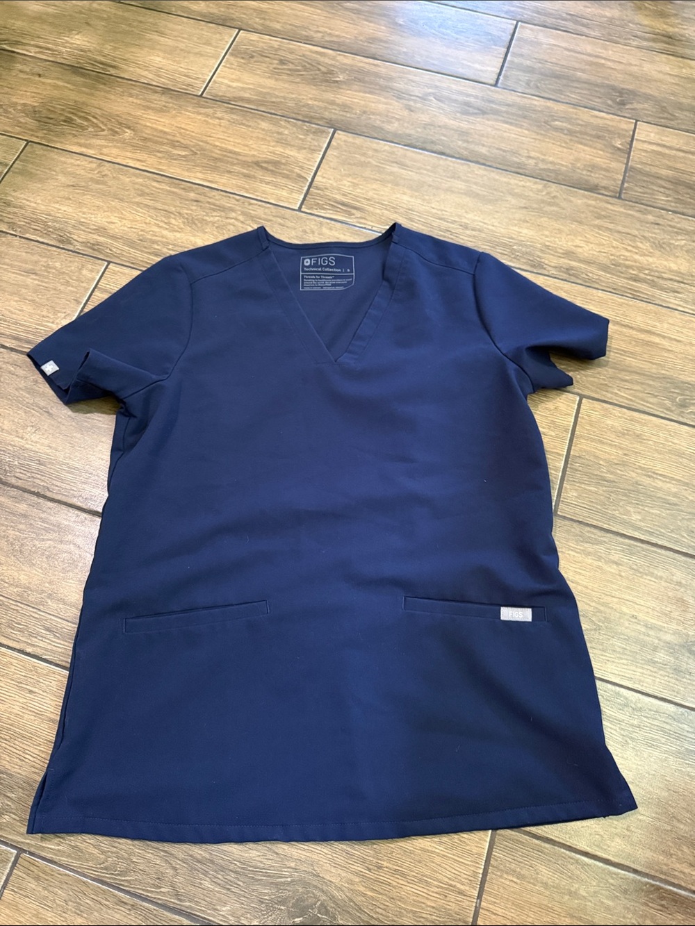 FIGS Navy V-Neck Short Sleeve Scrub Top